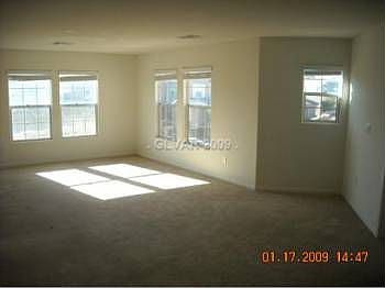 3rd image of 4687 Newton Dr