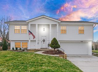 3122 Devonshire Cir, Crown Point, IN 46307