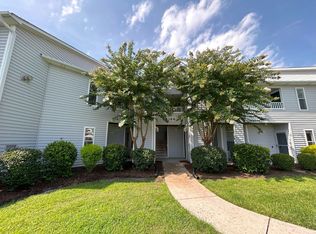 4136 Breezewood Dr APT 101, Wilmington, NC 28412