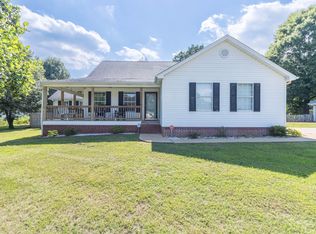 10223 Bear Trail Dr, Soddy Daisy, TN 37379