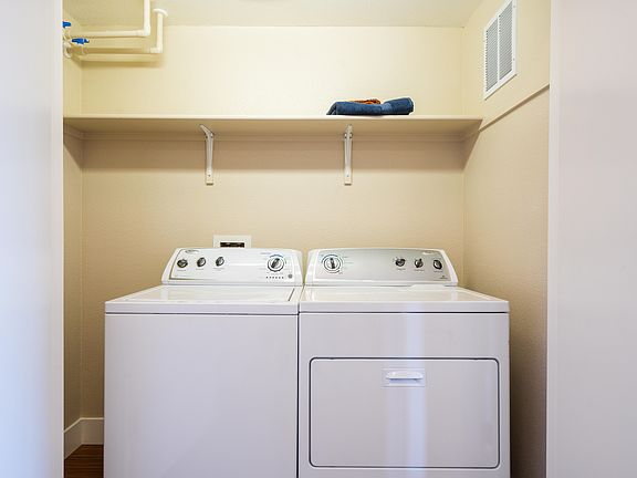 5th image of 500 Race St #4410