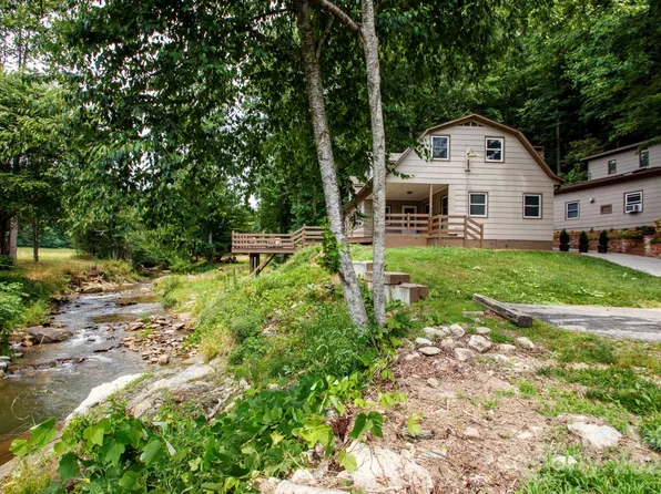 6836 Richland Rd, Lenoir, NC 28645