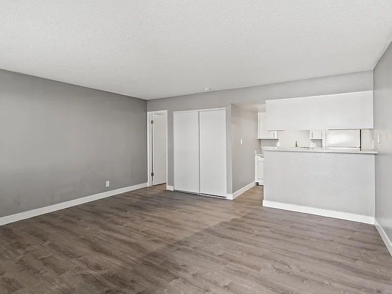 6416 Casada Way #C — Photo 2
