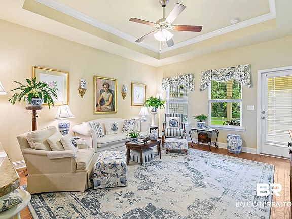 5th image of 345 Majestic Beauty Ave