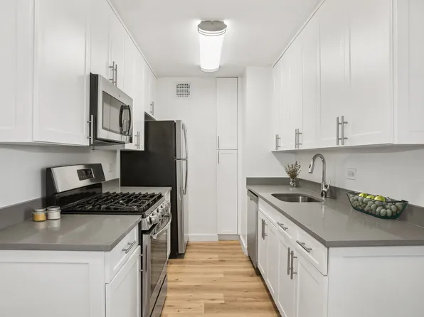 375 South End Avenue image 1 of 13