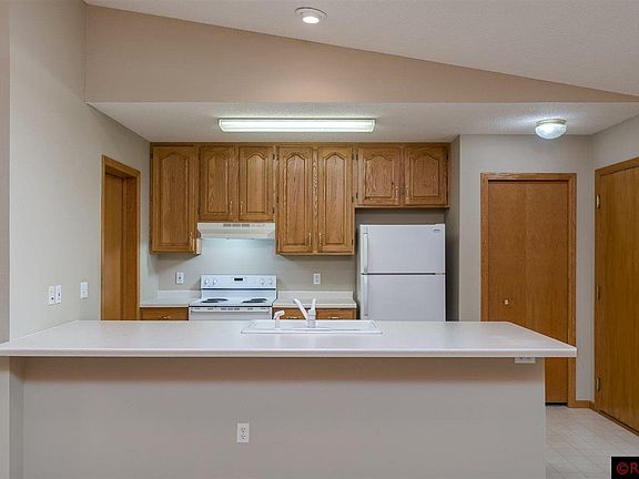 5th image of 1832 E Welco Dr