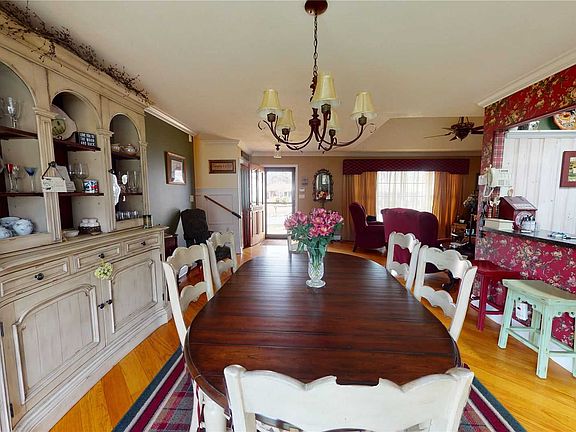 4th image of 406 Collington Dr