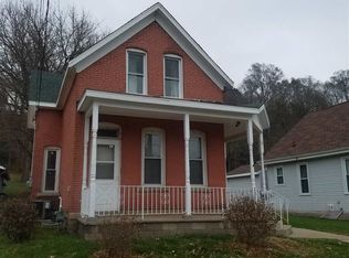 2812 Pinard St, Dubuque, IA 52001