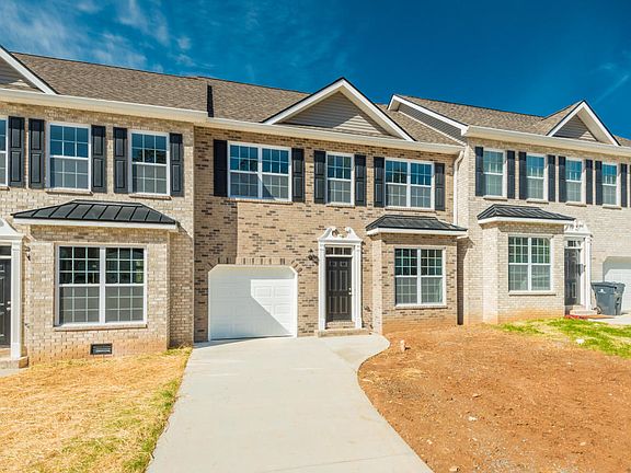 3rd image of 4823 Briar Rock Ln