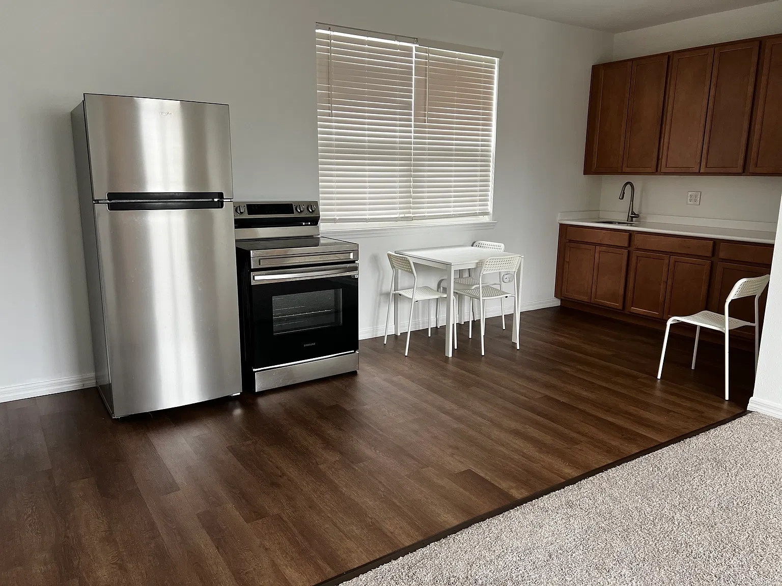 Studio, 600 sqft, $1,200 — Photo 3