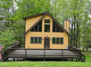115 Fawnwood Cir, Greentown, PA 18426
