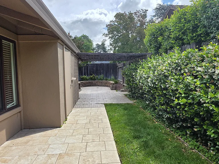 4336 Fair Oaks Blvd — Photo 38