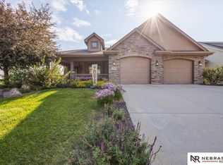 12019 S 79th Ave, Papillion, NE 68046