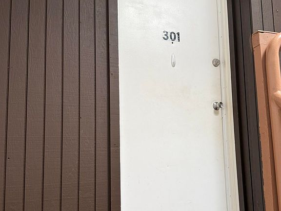 2nd image of 139 Foxfire Dr APT 301