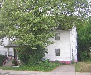 1st image of 1263 E 115th St