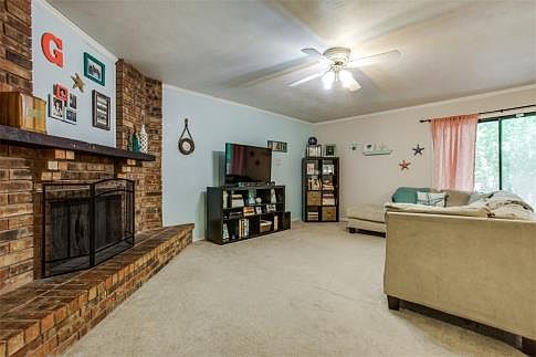 3rd image of 645 Sunny Slope Dr