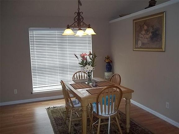 4th image of 6611 Pecanwood Dr