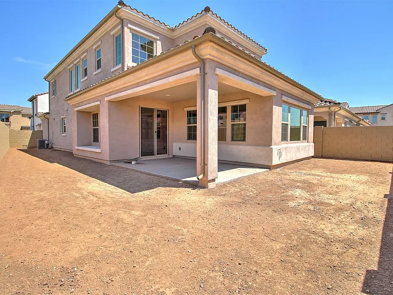 1957 W Yellowstone Way — Photo 43