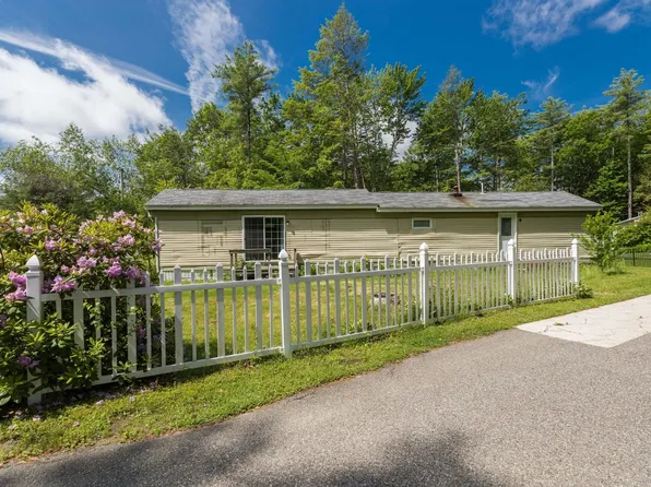 51 Lindenshire Avenue, Exeter, NH 03833