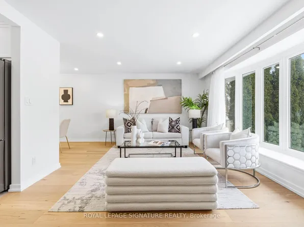 1271 Canford Cres, Mississauga, ON L5J 3M9