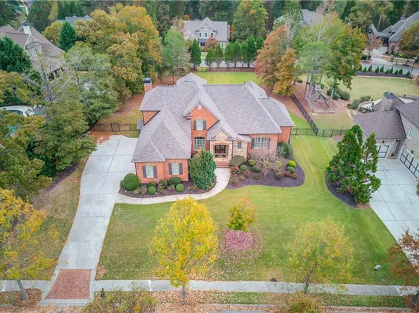 2165 Vesper Oak Dr, Braselton, GA 30517