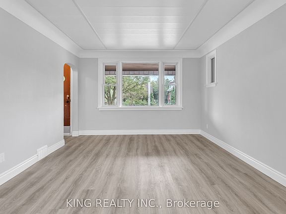 4th image of 908 Trafalgar St