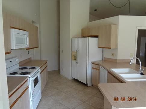 5th image of 1852 NW 109th Ave