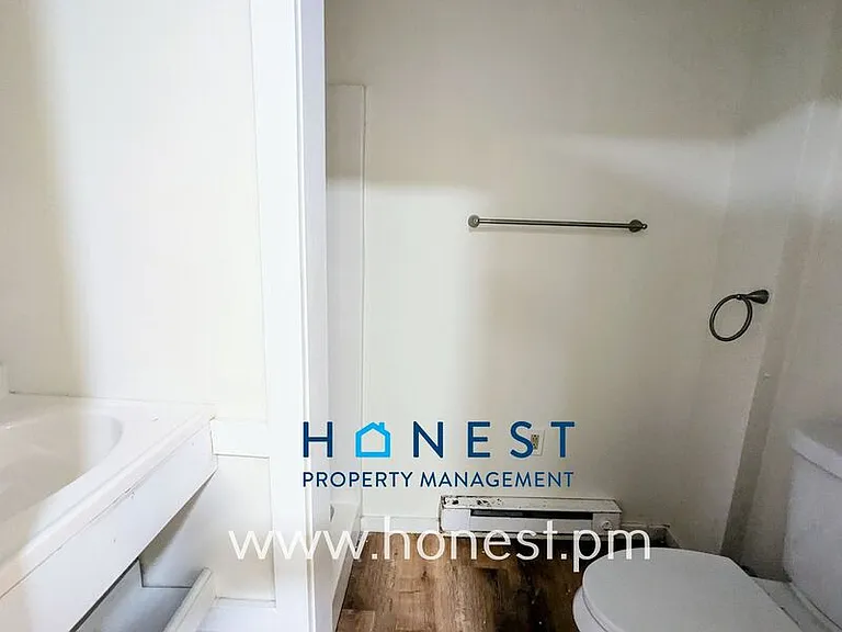 36 Prospect St #3 — Photo 15