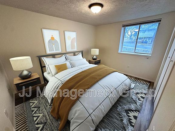 3rd image of 1219 2nd St