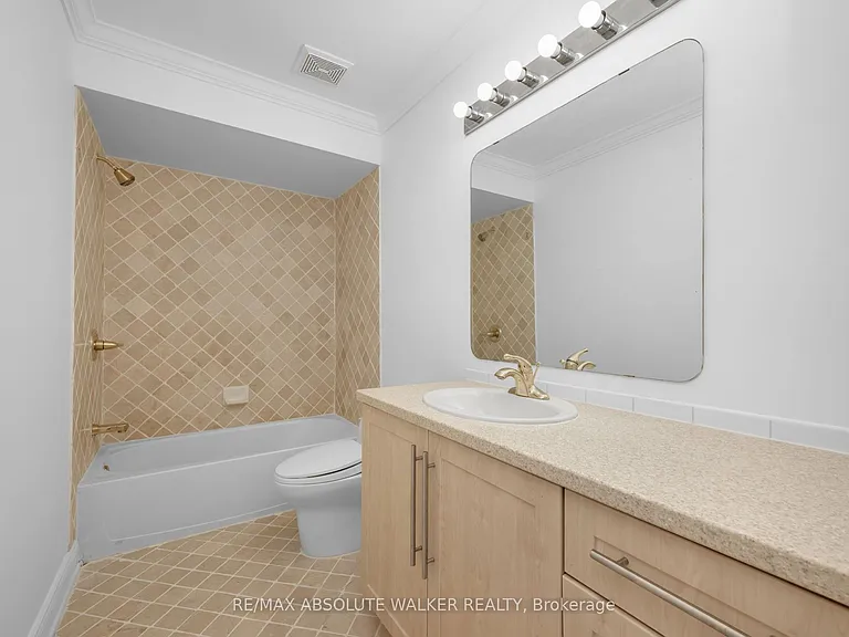 2269 Sandman Cres — Photo 20