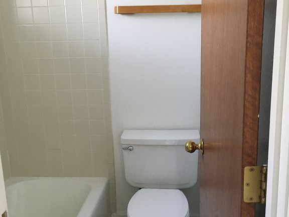 5th image of 1760 Florida Rd APT 5