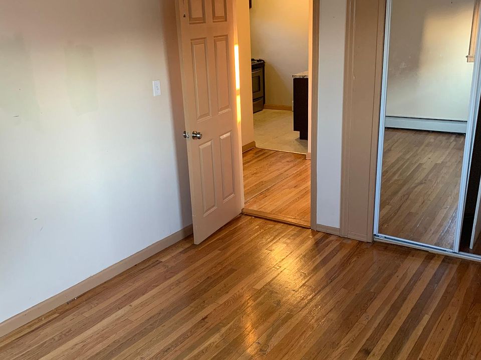 2nd image of 11 E 34th St #3
