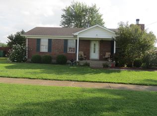 293 Majestic Blvd, Louisville, KY 40229