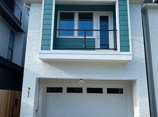 921 Peden St, Houston, TX 77006