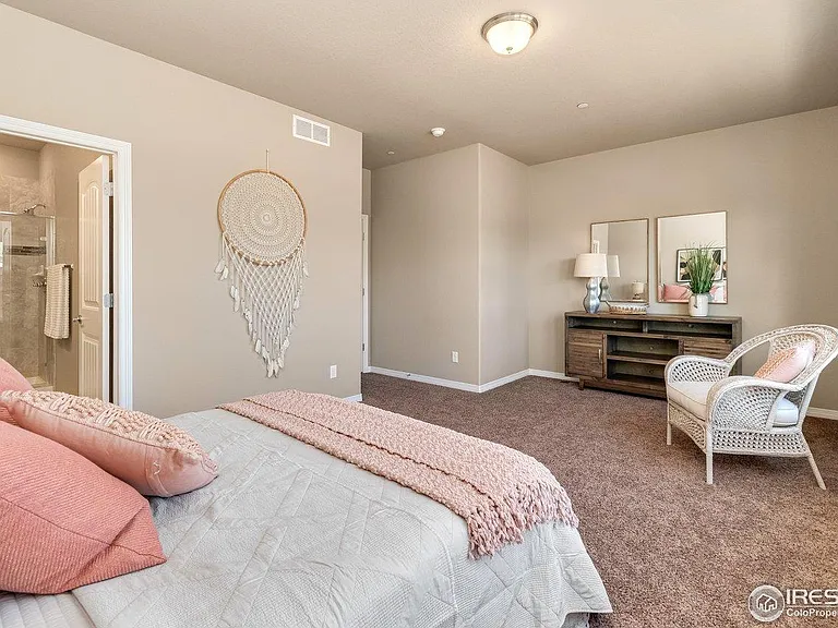 2473 Crown View Dr #5 — Photo 12