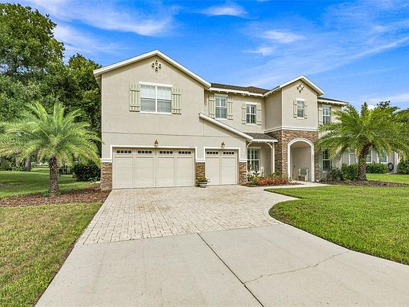 3rd image of 12754 SERONERA VALLEY COURT
