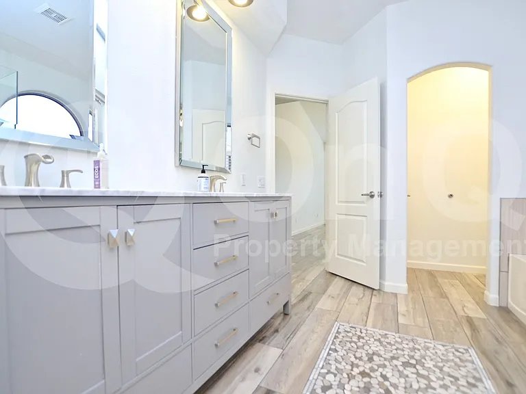 6629 W Rose Garden Ln — Photo 17