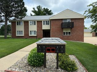 3 Fields E #3, Champaign, IL 61822