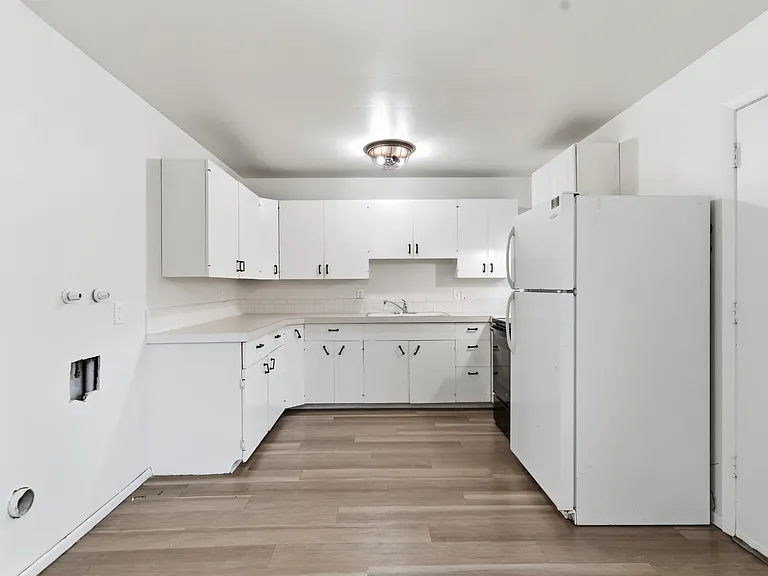 1112 Gard Pl #2 — Photo 9