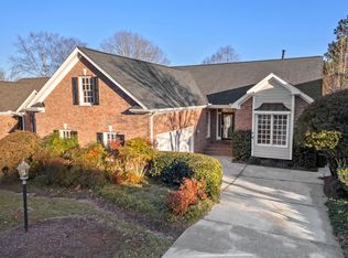 1231 Champions Pointe Dr, Durham, NC 27712