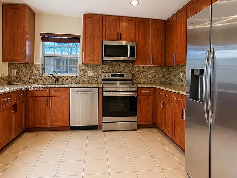 1041 Cedar Falls Dr — Photo 9