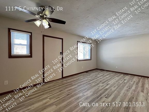 5th image of 1117 S Chimney Hill Dr
