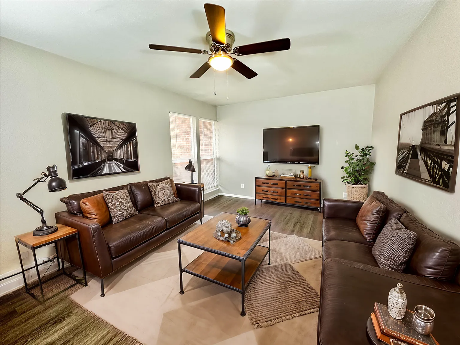 Arcadia Dell Apartments — Photo 3
