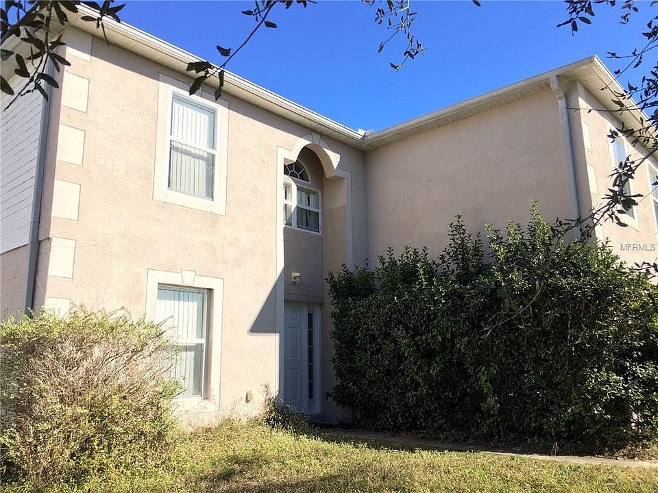2nd image of 411 Arkansas Ct