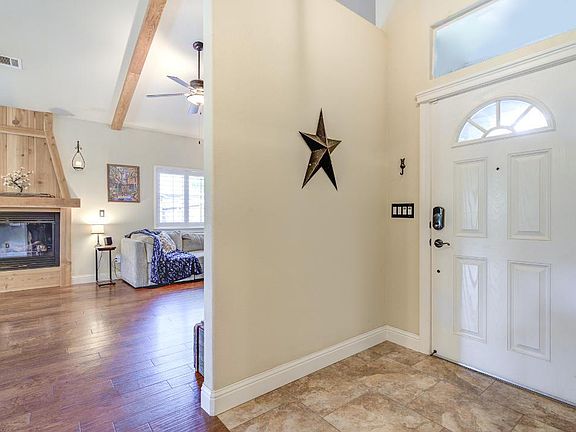 4th image of 3641 Sacramento Dr