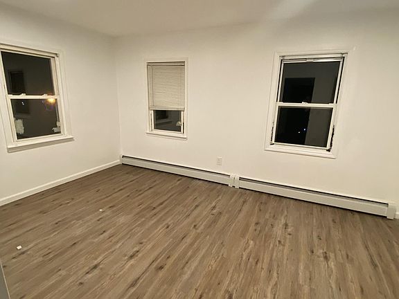 2nd image of 18 3rd Ave Floor 2