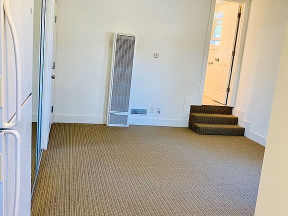 4th image of 510 20th St APT 1