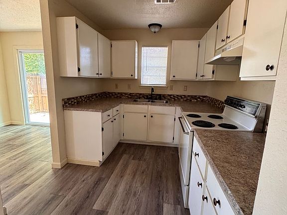 3rd image of 2700 N Rudy Rd #2726
