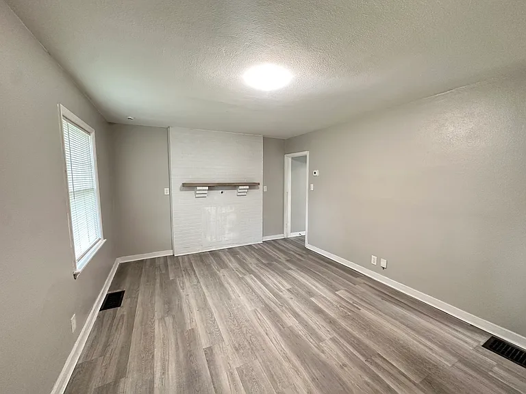 4141 Elliot Ave — Photo 10