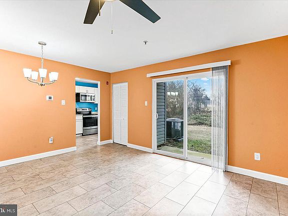 5th image of 213 Highland Blvd #44